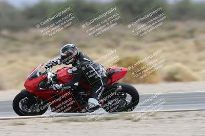 media/May-05-2025-Moto Forza (Mon) [[3c1838c5e5]]/2-B Group/Session 3 (Panning Test Turn 14 Inside)/